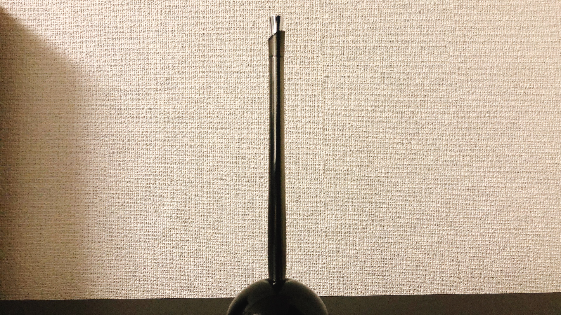 ゼブラ デスクペン フロス 0.7 グラスブラック BA65-GBK｜ミニマリストにオススメのシンプルなペン